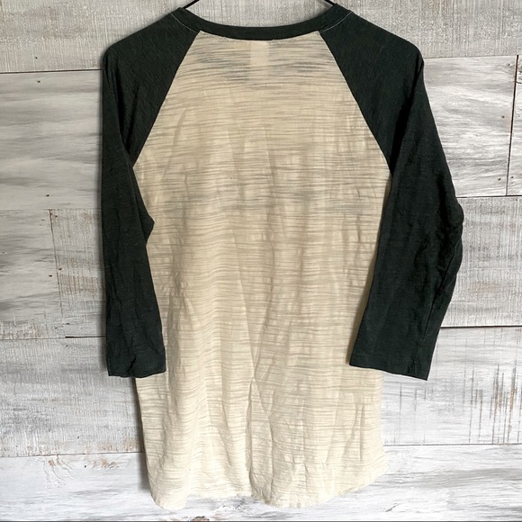 The Hangout Tee Shirt - Picture 4 of 9